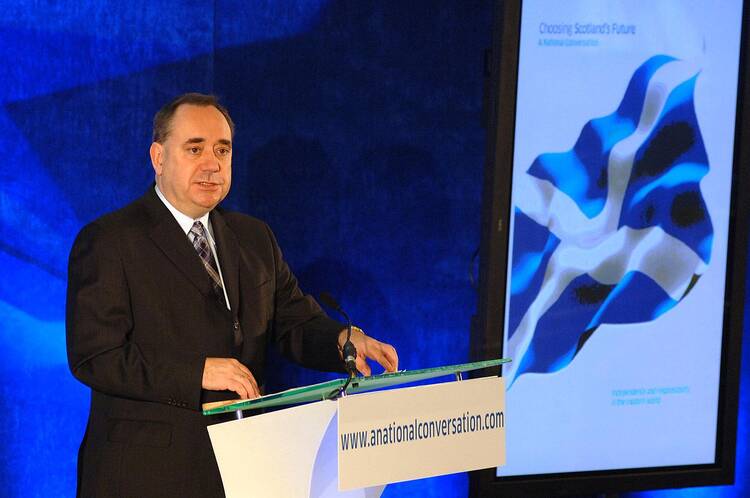 First Minister Alex Salmond speaks at the launch of A National Conversation August 14, 2007. (Photo via Wikimedia Commons)