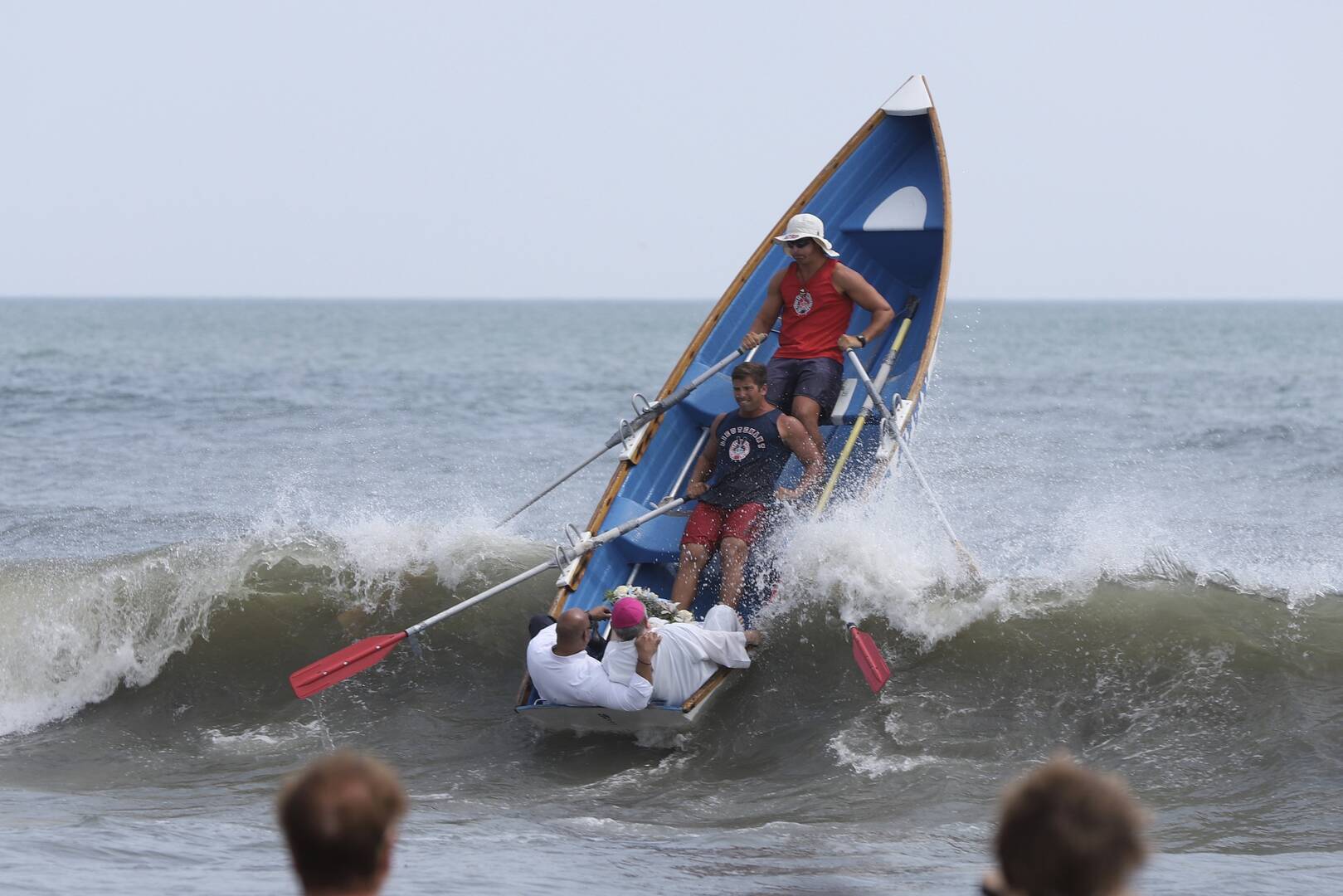 bishop in vertical boat