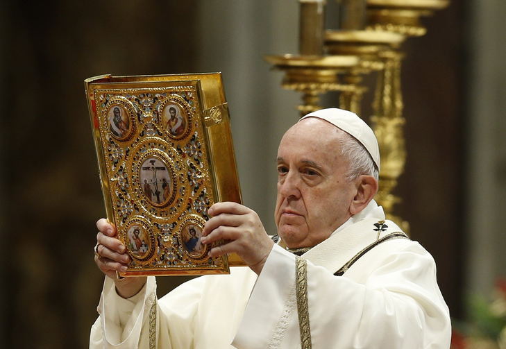 Pope Francis Christians must encounter the Bible, not just recite