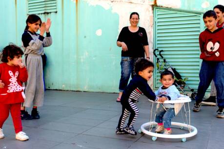 Families at play at the Hadeal Center north of Beirut, Lebanon. Photo by Ségolène Ragu